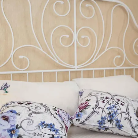 Lora Boutique 아파트