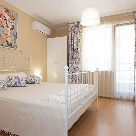 Lora Boutique Appartement Pomorie